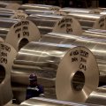 Hindalco Industries, the world’s largest aluminum roller, is to purchase Aleris.