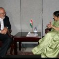 Zarif Says India Will Continue to Buy Iranian Oil